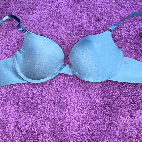 Bra - Picture 1 of 1